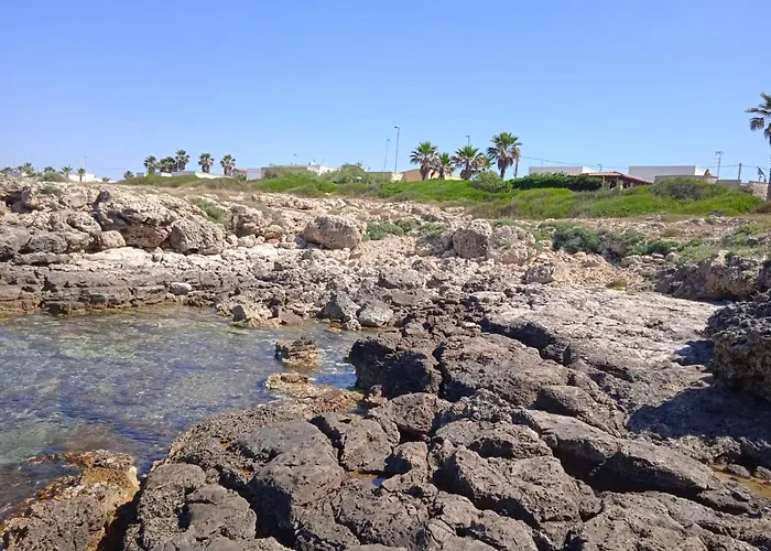 Semesterbostad Trullo Fronte Mare 