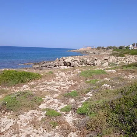 Trullo Fronte Mare Elmeca Сasa de vacaciones Alliste