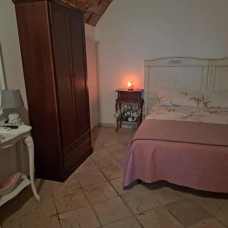 Trullo Fronte Mare Elmeca